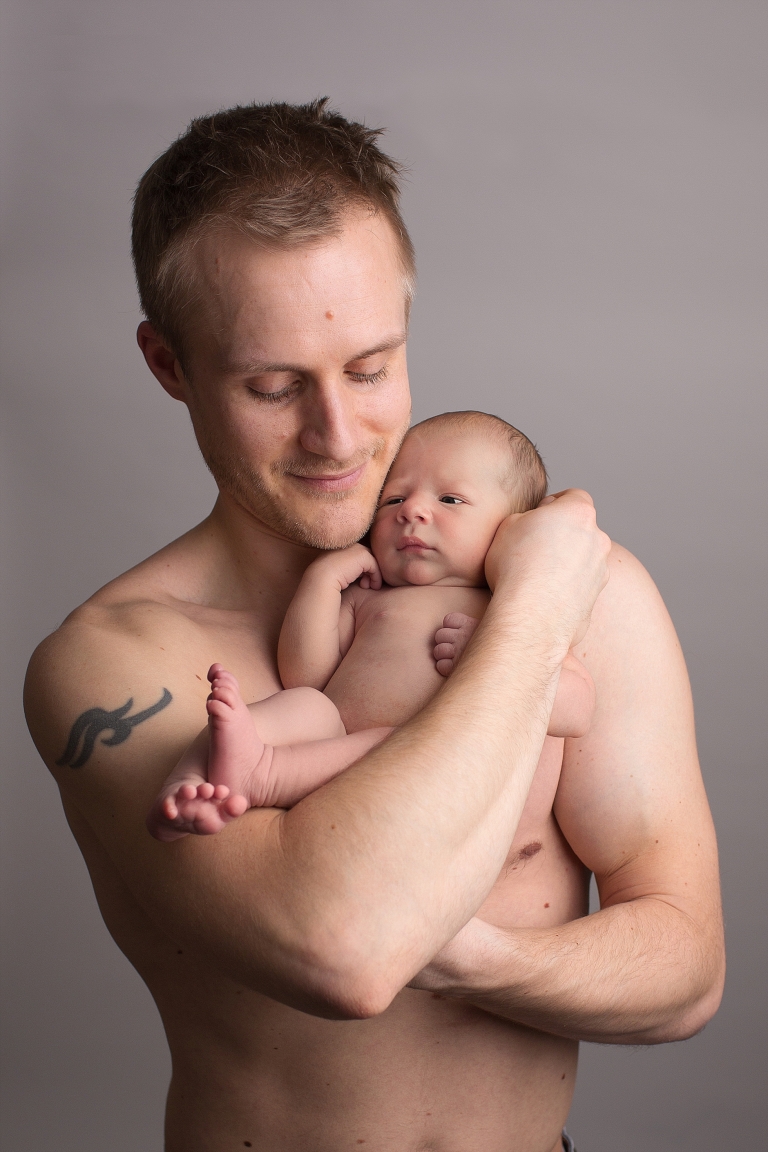 Baby and daddy photograph