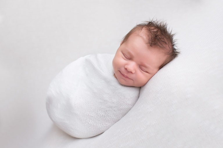 newborn photographer in Bristol